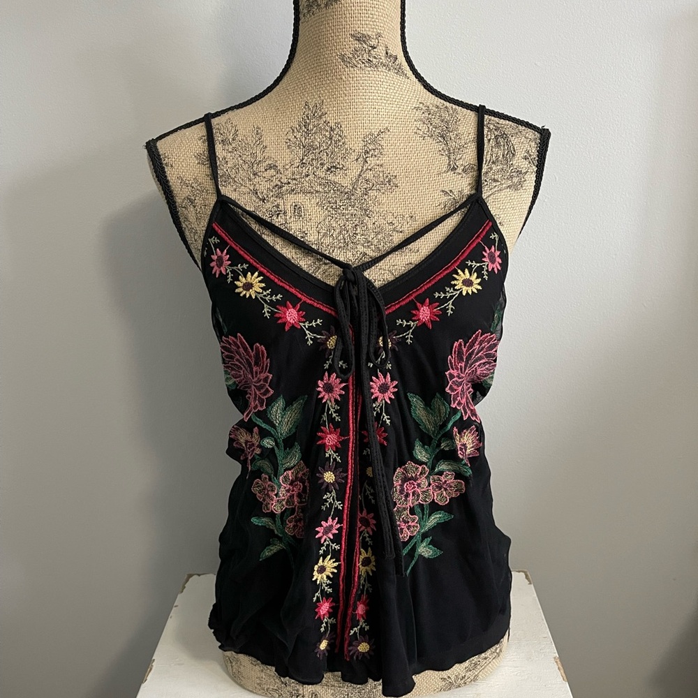 American Eagle Outfitters Black Floral Camisole